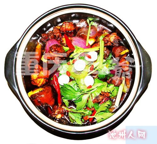巴爷香辣鸡煲_巴爷香辣鸡煲人均