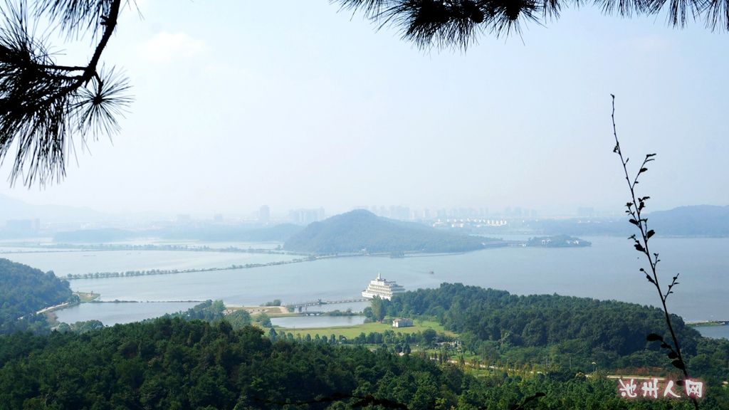 【山水池州】登高《望华楼,一览平天碧水映池城