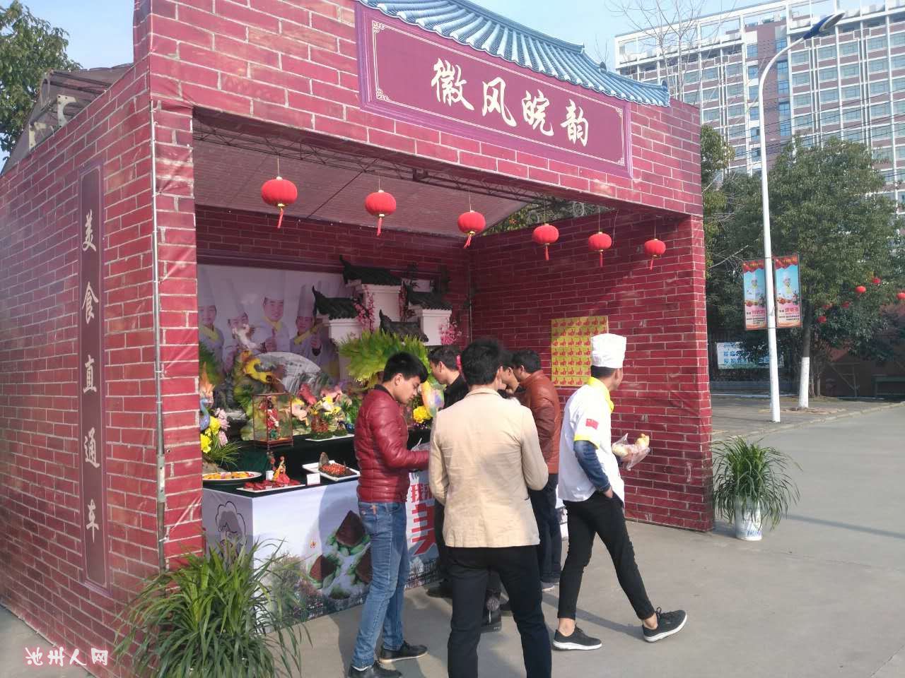 512052624578448227_旋转.jpg