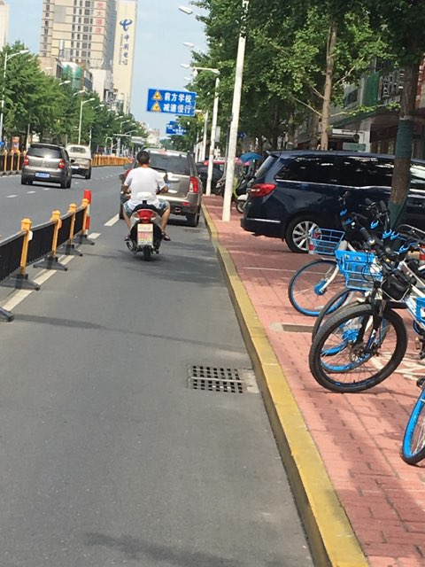 201806272782591530061921963894.jpg