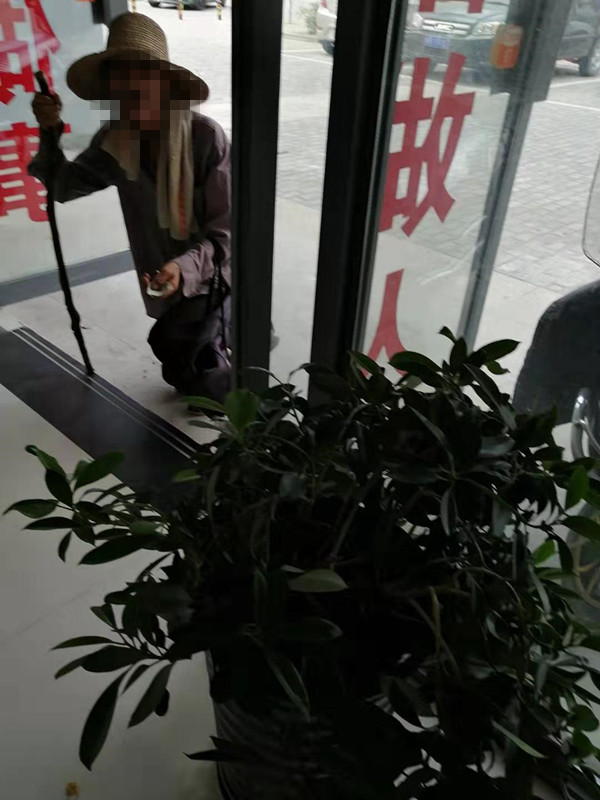 145734pjf8q8wwblkmkf0j_副本.jpg