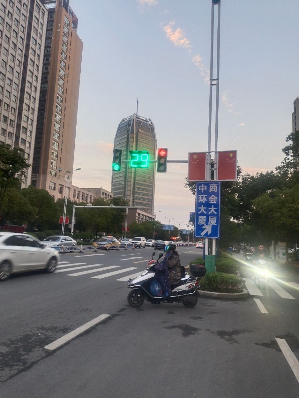 front2_0_FpV0rEKUWMqMDViMABxu_B3KsGgc.1603440030.jpg
