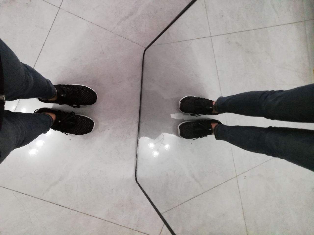 front2_0_FkcO8Sk88lQHd1N-lvFMek1KBqee.1605947675.jpg