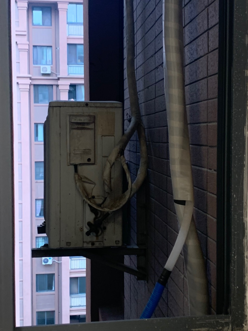 front1_0_FrSrdW8qvQY4_KLsxDBoVlWuI3IY.1611677857.jpg