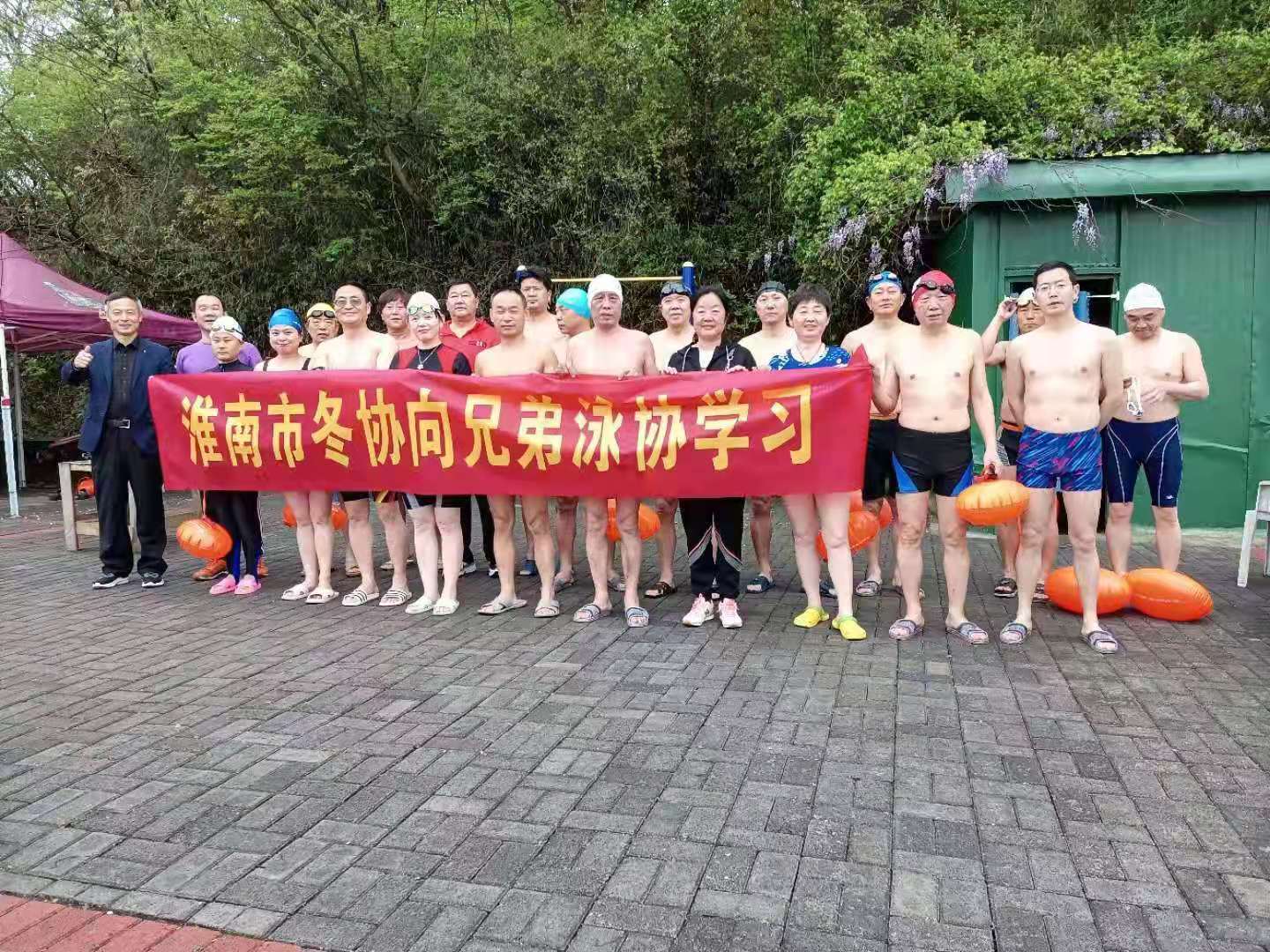02.jpg