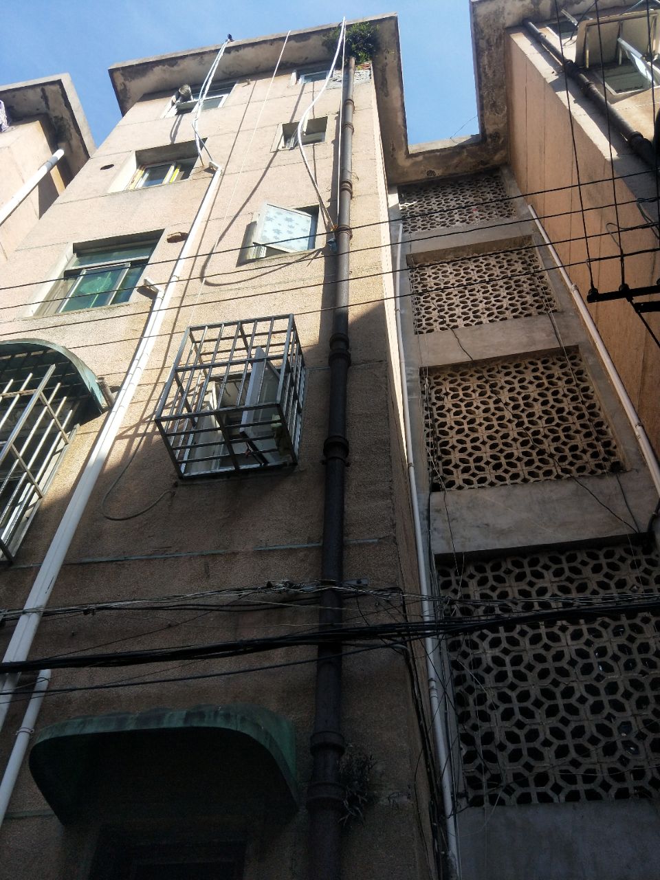 front2_0_Fn9vUbScgJoaeowCf69s_LrTjyjV.1623058423.jpg