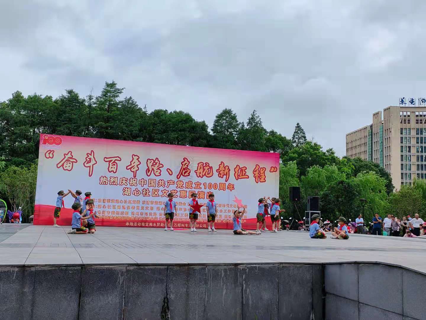 c676ff5e88dd75ea0461bbeb49c8228.jpg