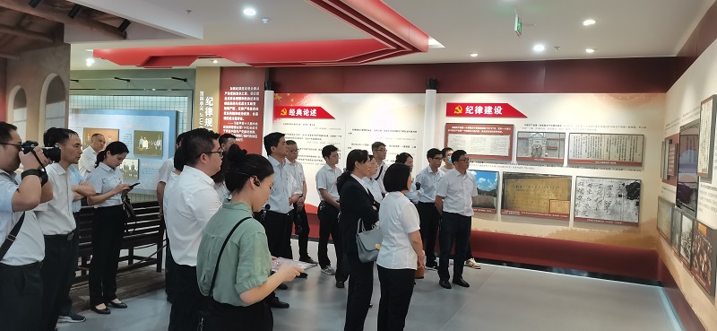 [八大优势看工行]工行池州分行组织开展集中警示教育02.jpg