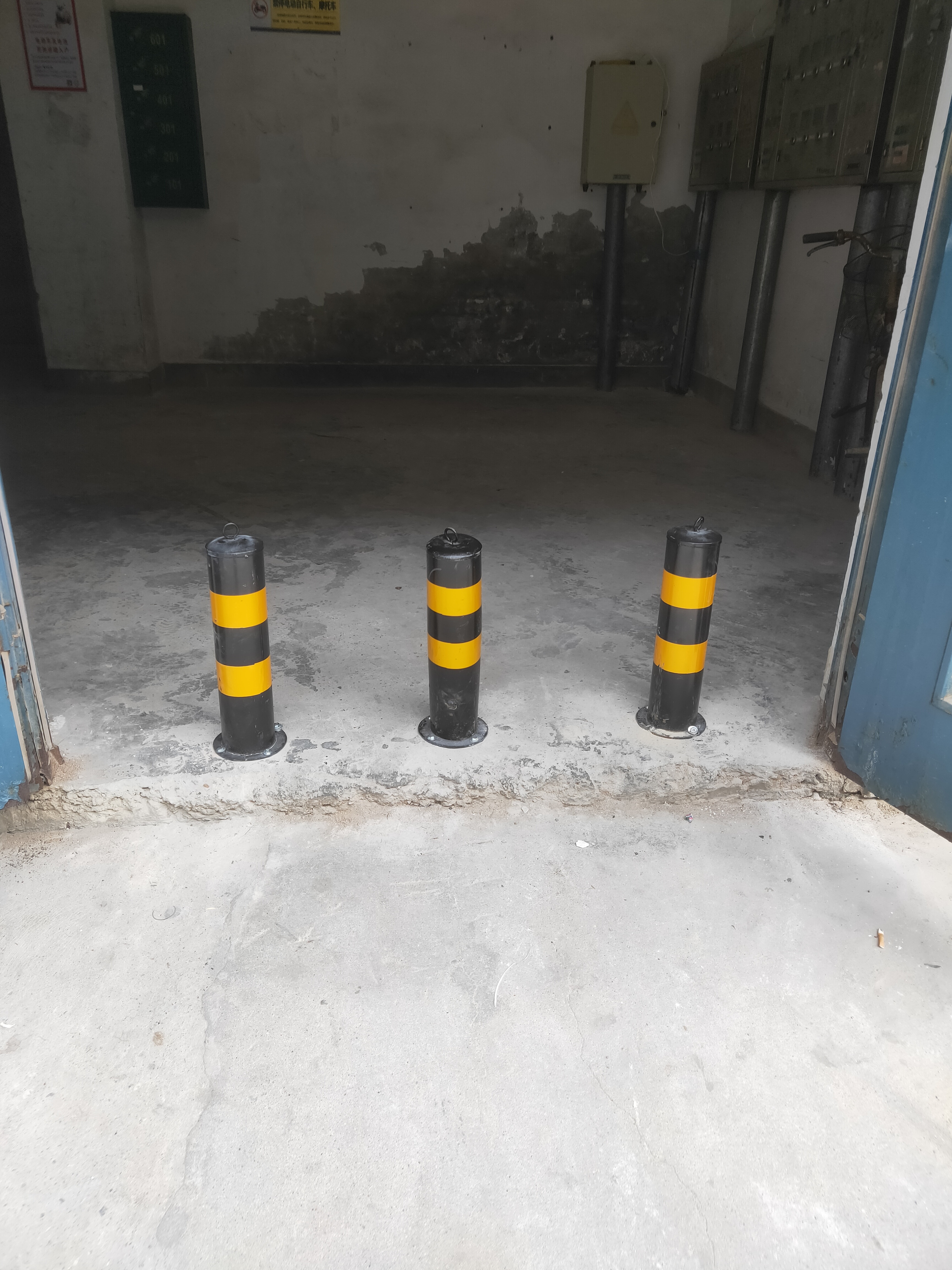 front2_0_lufb9bLhhueKvwoD4ciX1JKB5yrp.1629945569.jpg