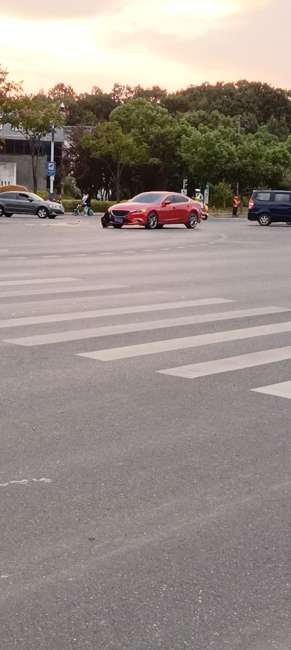 front2_0_Fp8BmrxKJDYYXAQUAJqOvEct71KM.1631440604.jpg