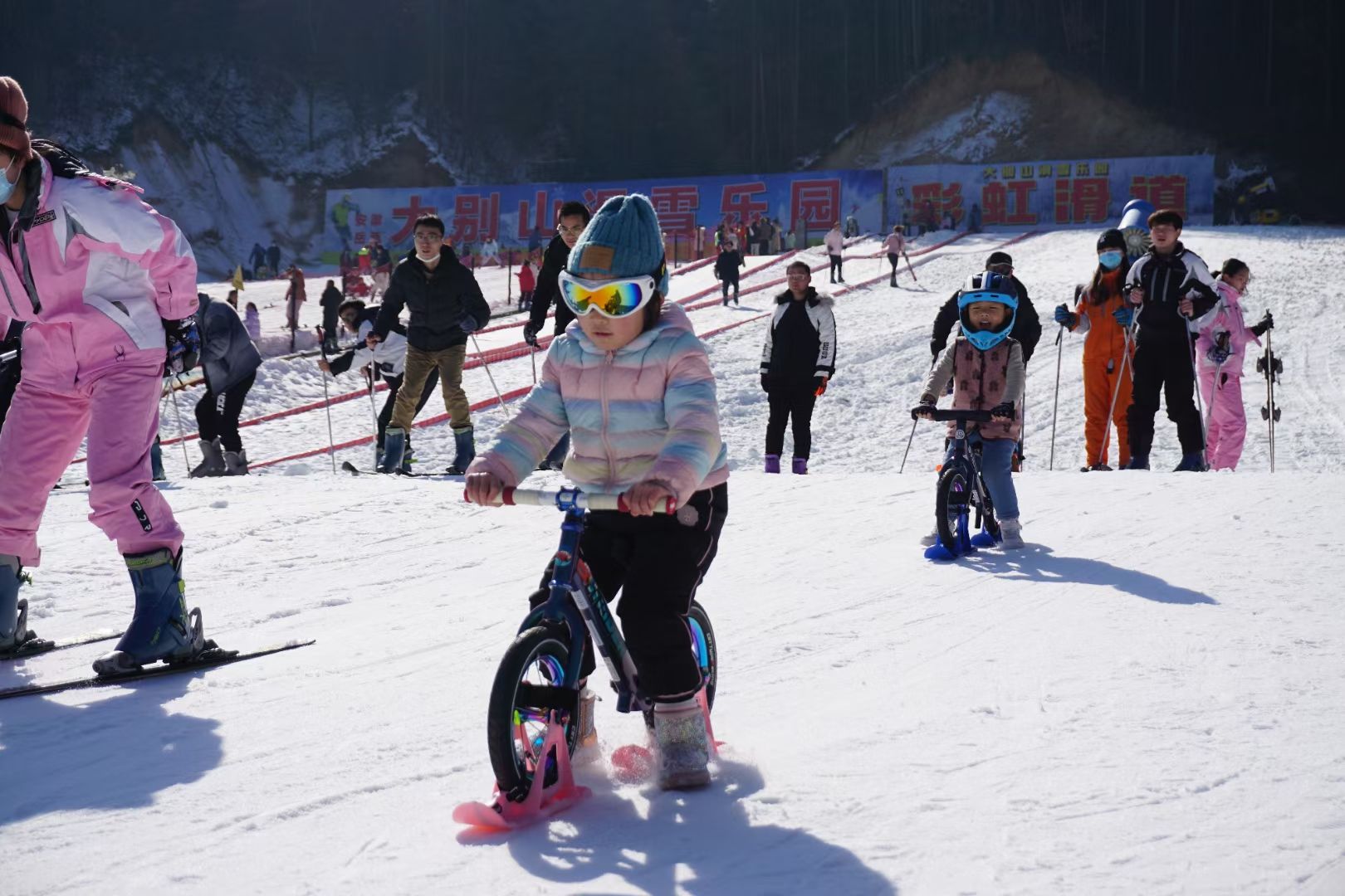 20220102182606front2_0_191522_Fs1CLF7Jpj3lWxDnd2gY8Gd4Vx3x.jpg