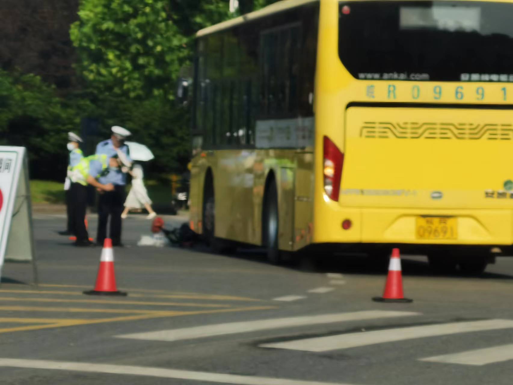 微信图片_20220615090333.jpg