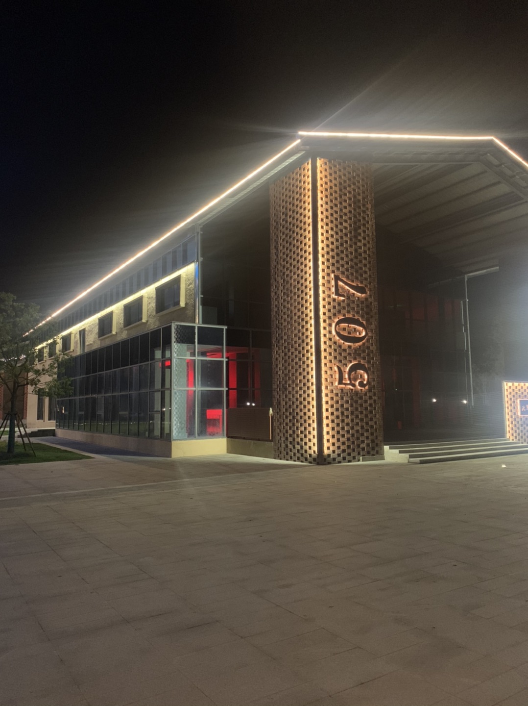 20220615214432front1_0_362697_FnemgHFHcWqD8_GIF6cM4RWfTblM.jpg