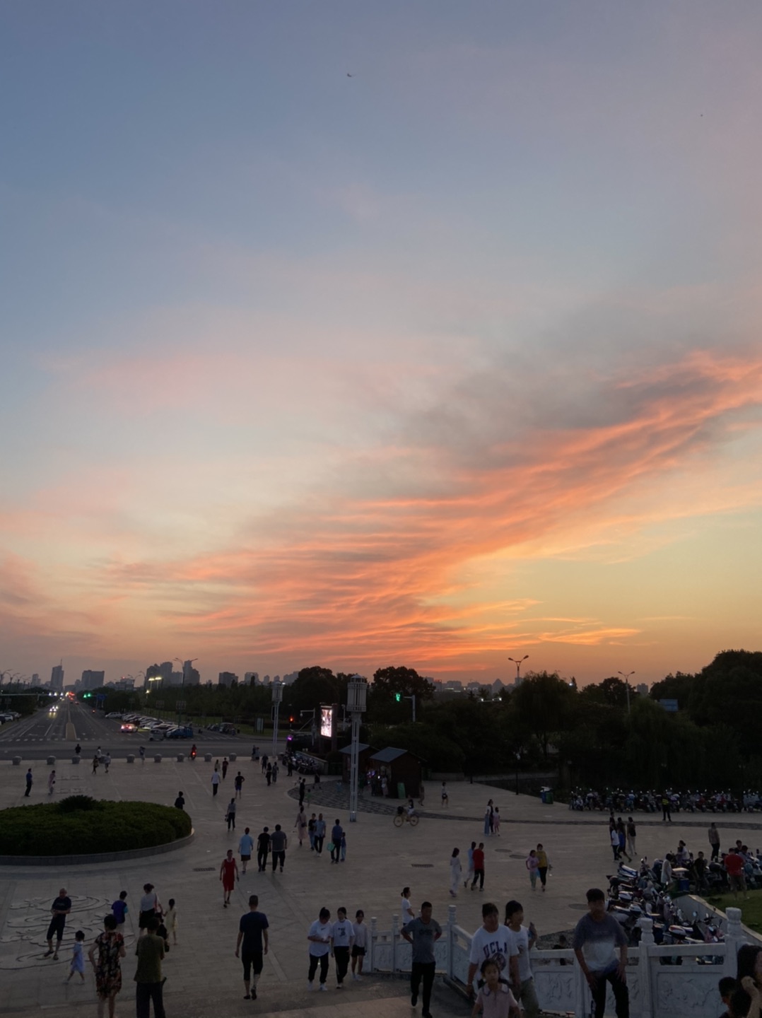 20220616204504front1_0_282968_Fus8VRZXgeE-slh2jp7K5rgeuQmO.jpg