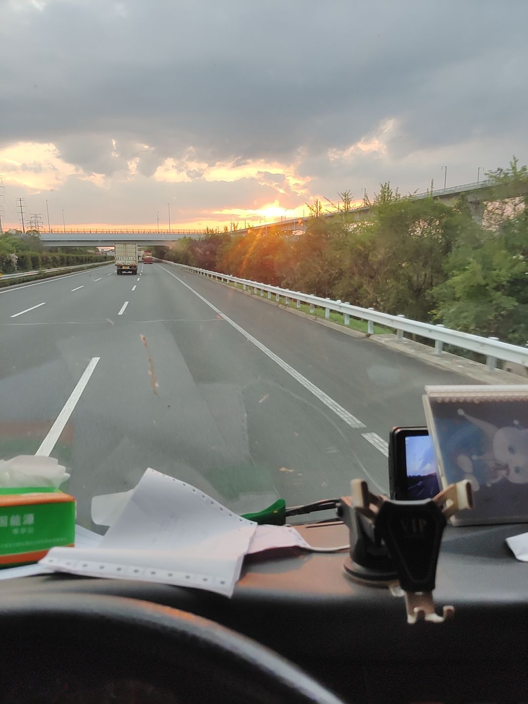 20220706184751front2_0_250749_FtEsOVcScOrCiua0Jt84Y2azs2kc.jpg