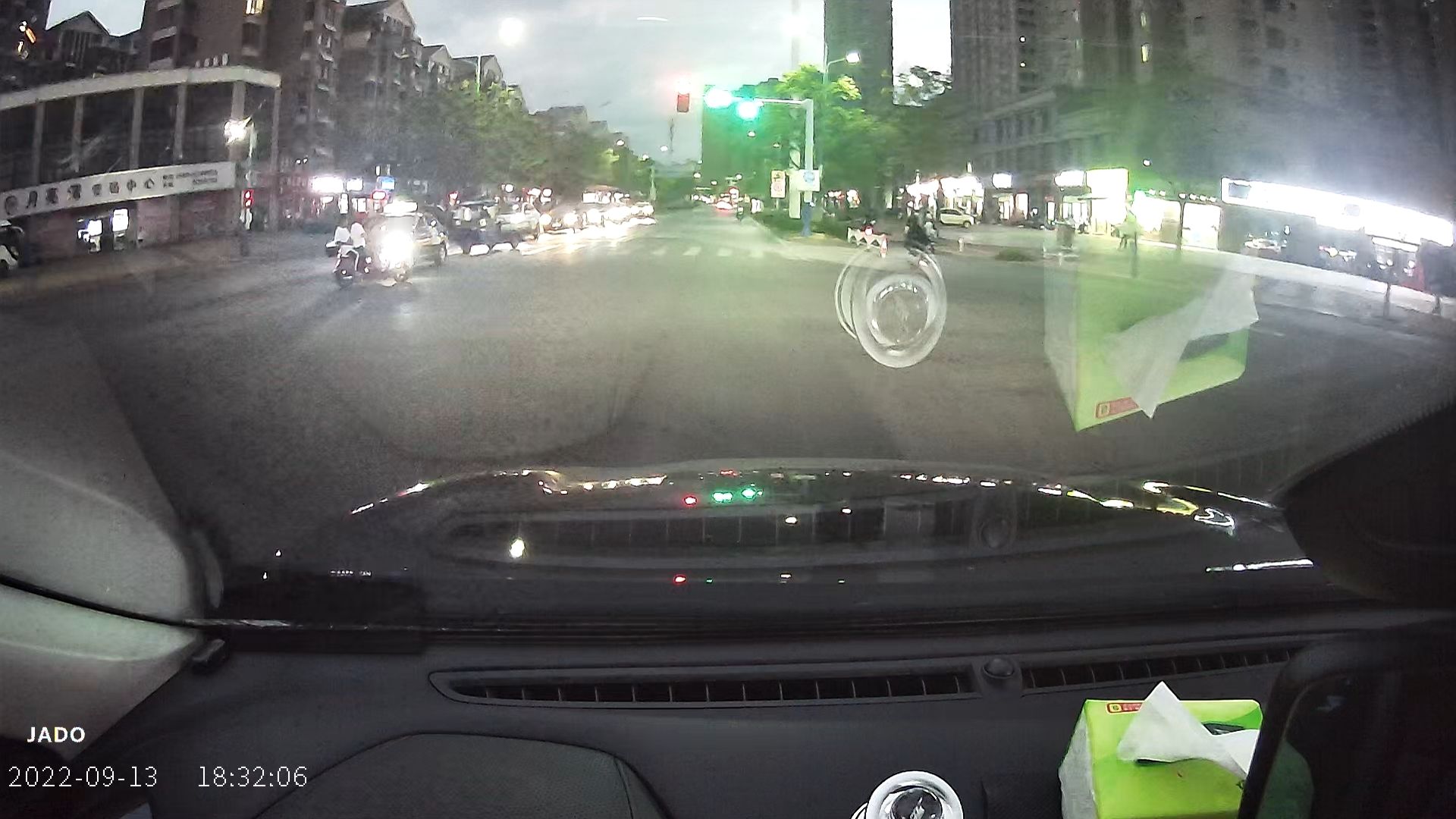20220914120204front2_0_275596_FmhAk-wuZJsr1xJh2Glr_e_dAcf0.jpg