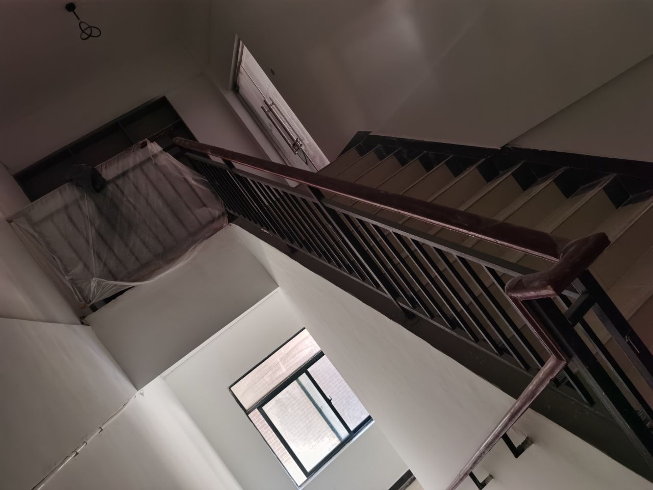 20231021121920front2_0_18170_FvyCPHmT-IRWUKh6k1FFkIqLSjM_.jpg