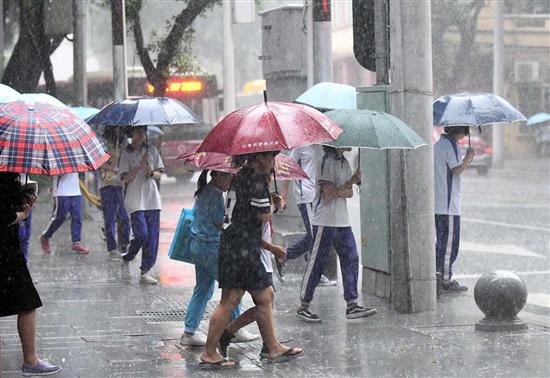 下雨.jpg