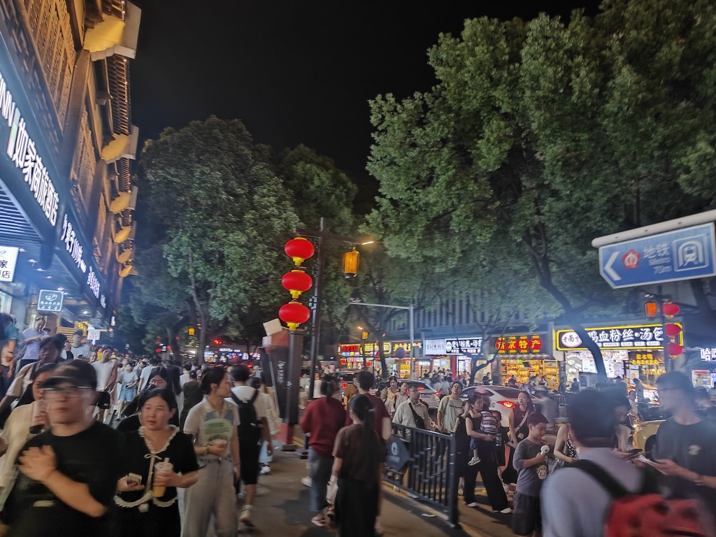 20240825100355front2_0_233786_Fs1EM_EQSzczv1UBXc0B529j46LP.jpg