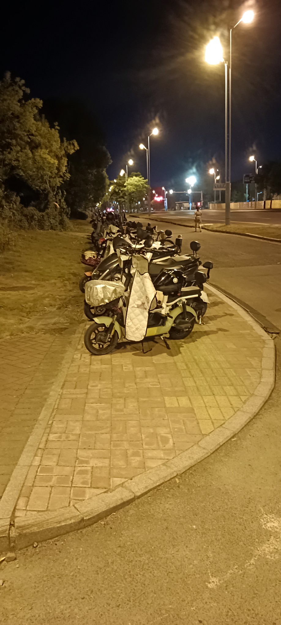 20241008165042front2_0_13085_Fqns8y2u6EcbOv7R07bAYoFjjGlA.jpg