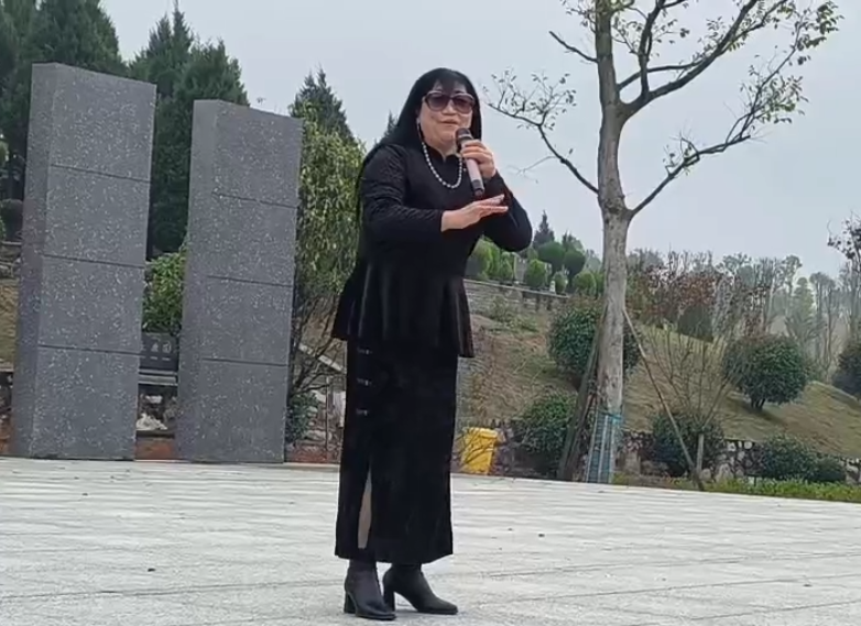 2.8黄梅戏《风吹杨柳条条线》.jpg