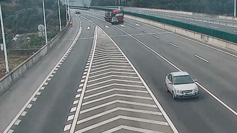 05.gif