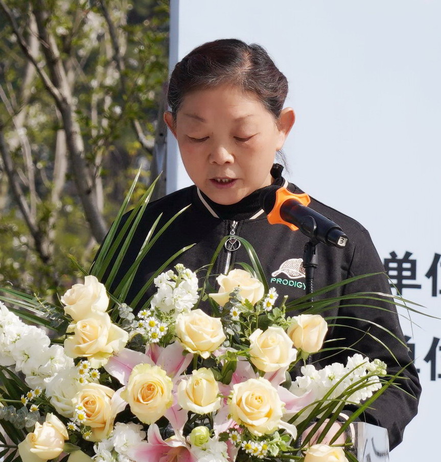4.12唐桃丽.JPG