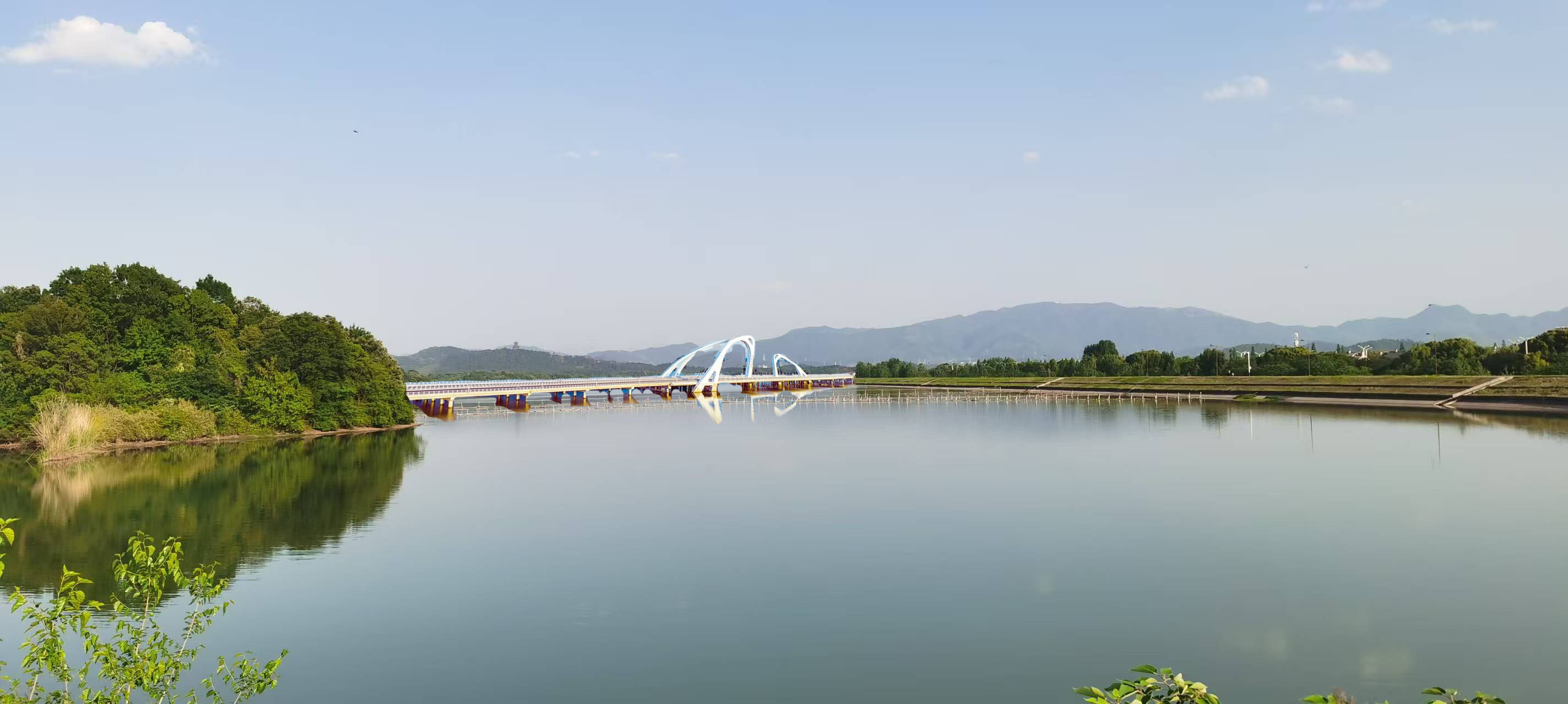 跨湖大桥.jpg