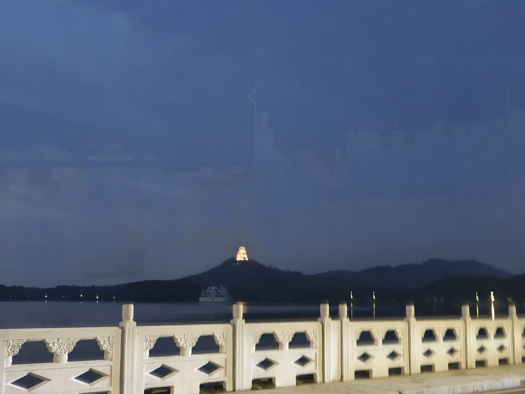 20250605113418front2_0_402585_FgA4pVAx6QLau9LpR2b3zh9ZyFm_.jpg