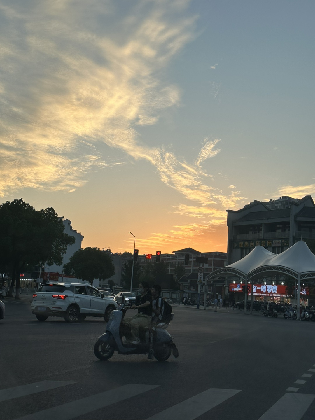 20250621195657front1_0_410001_Fj-4zbnXJ2GhggojkKZxBMJR4fMz.jpg