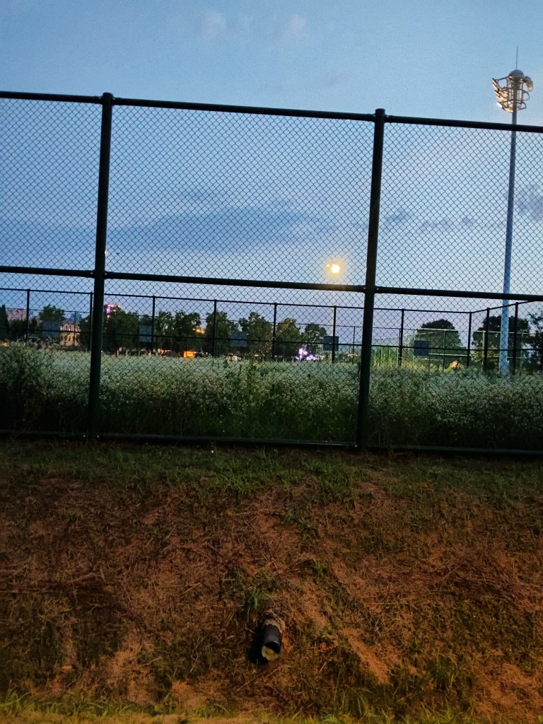 20250702221013front2_0_247149_FlTALOGUdJRo9q-9CpsQ3yBQzwNh.jpg