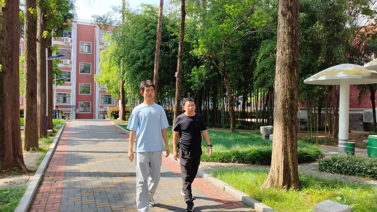 06.jpg