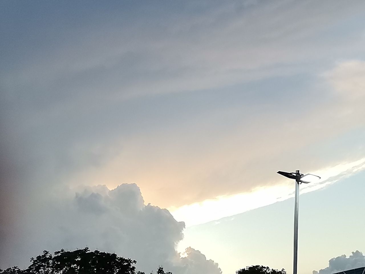 20250719191751front2_0_240176_FpyksaEhwMfh37sgTBRW6JfdFy4C.jpg