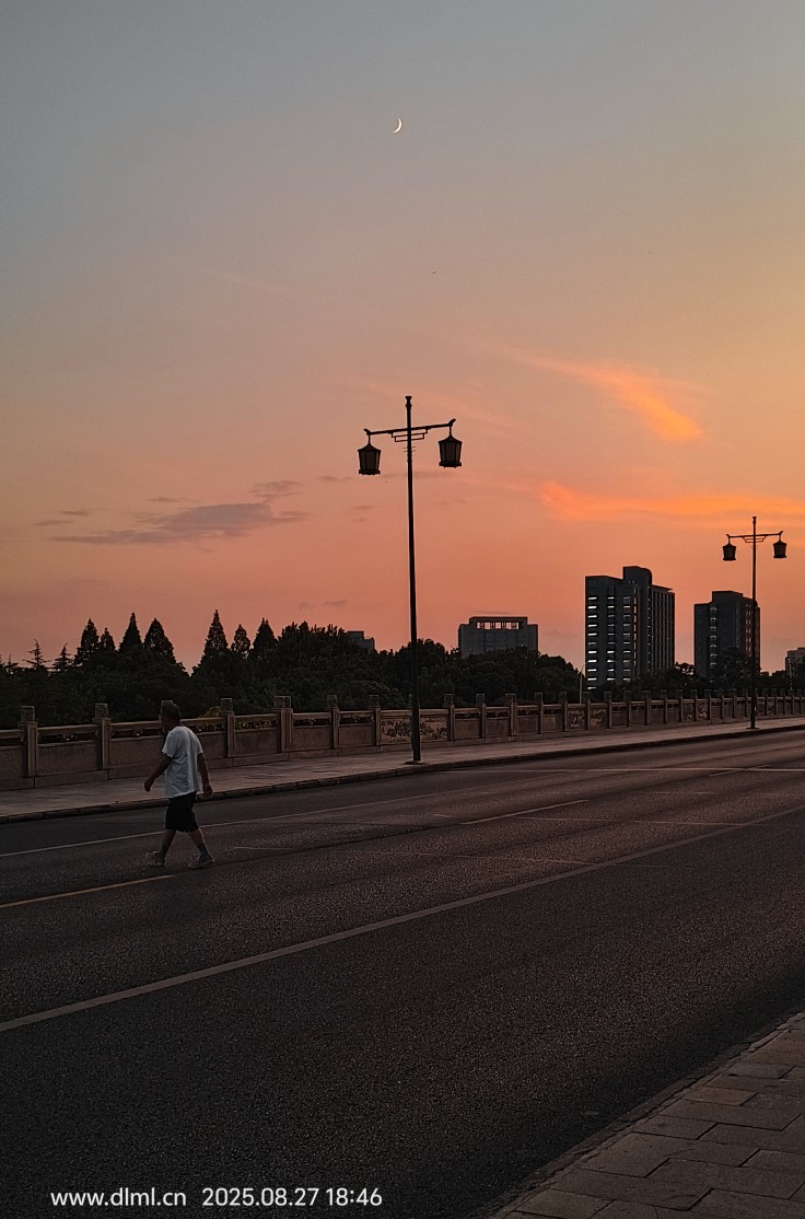 20250828082520front2_0_14862_FvpuLaMTGyIYlC99kuBJnRTQ2Pq6.jpg