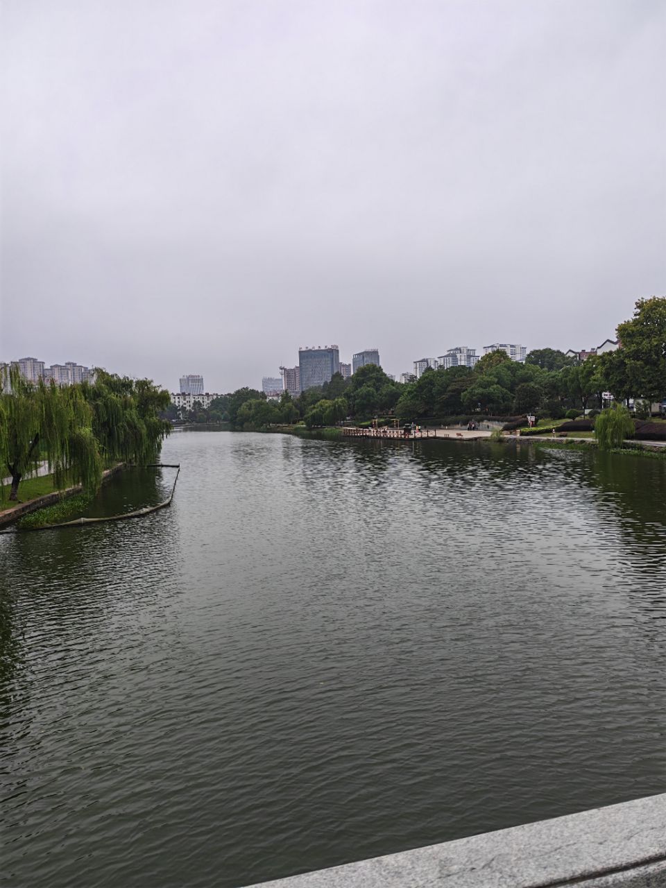 20250929062815front2_0_106881_FmXCEUT70qLYlNm4NlfXl0uxcdmr.jpg