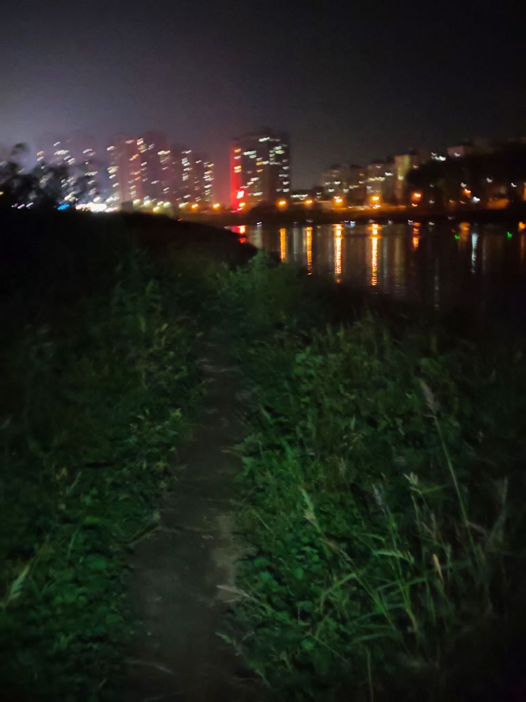 20251001214918front2_0_247149_Fm83tEgjSvaw0AvEhPvHGbh8eQN7.jpg