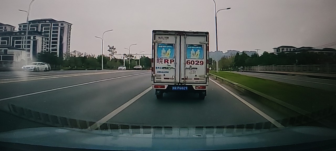 20251013165741front2_0_384958_FjmMQHzORXp4qhJkjOSwbmCUlE35.jpg