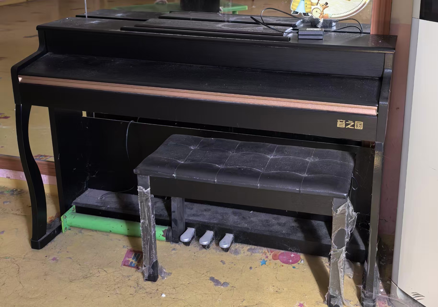 电钢琴1台（新），300元