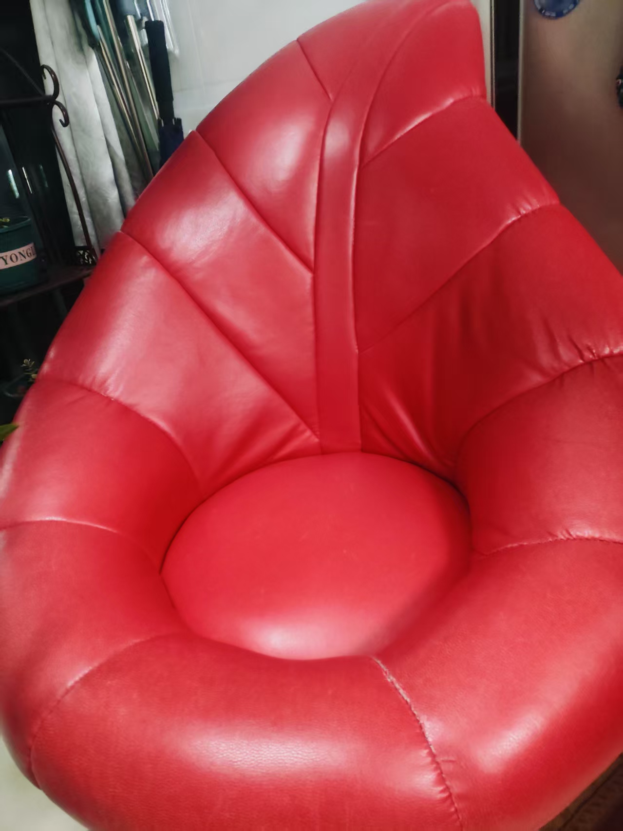 红色单人沙发20元