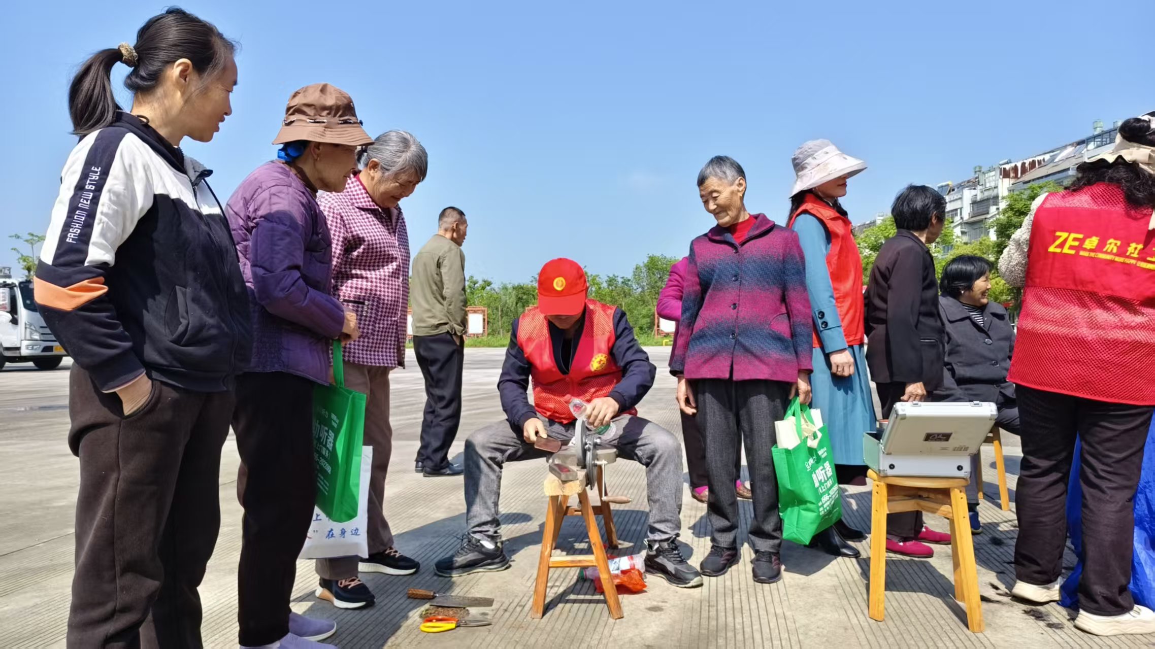 微信图片_20260501213929_600_299.jpg