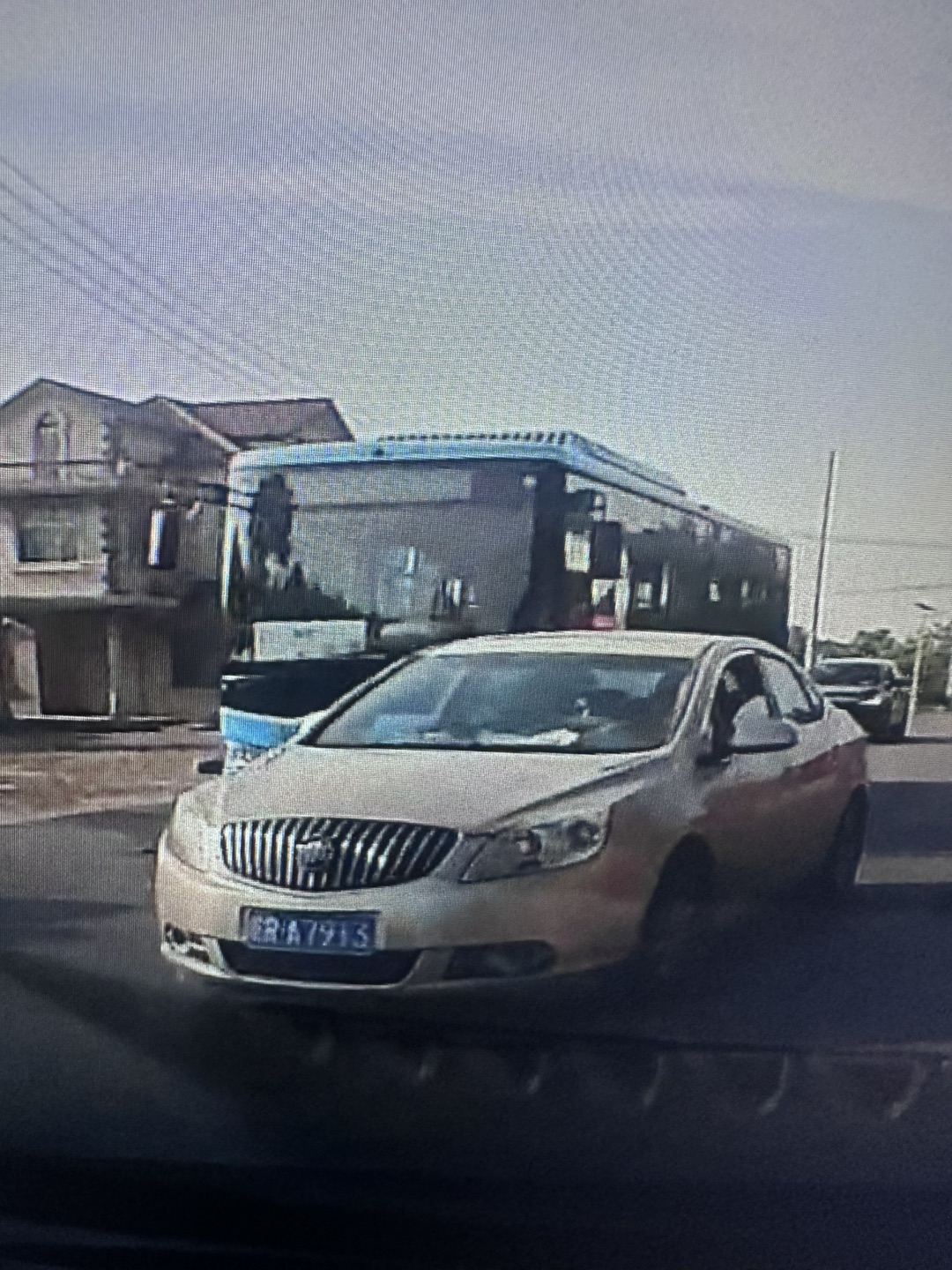 20260511214359front1_0_264146_FsOtoAUU1qfQkROhcy1siOMi3SuV.jpg