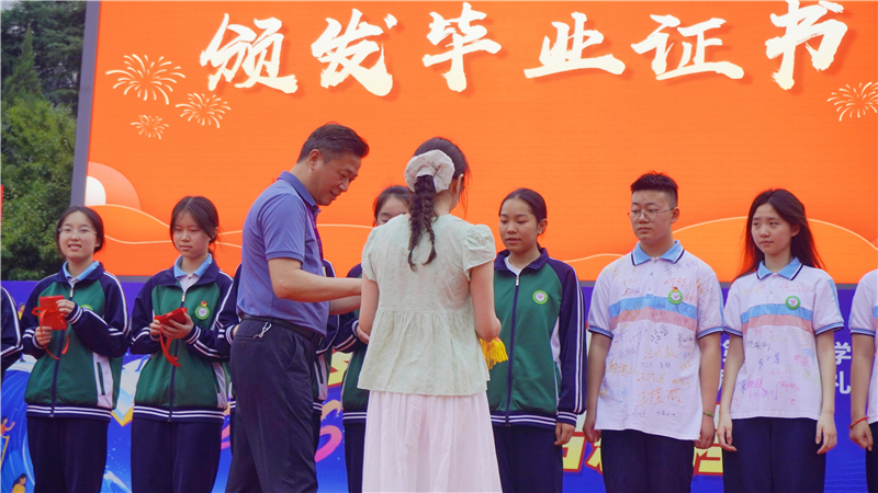 图片18.jpg
