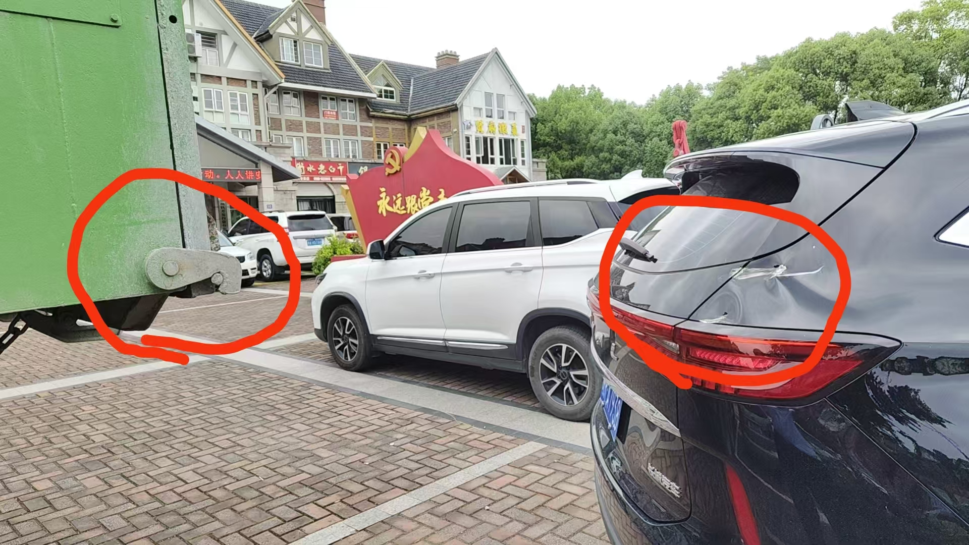 重型货车凌空占用道路中心，雷达都检查不到