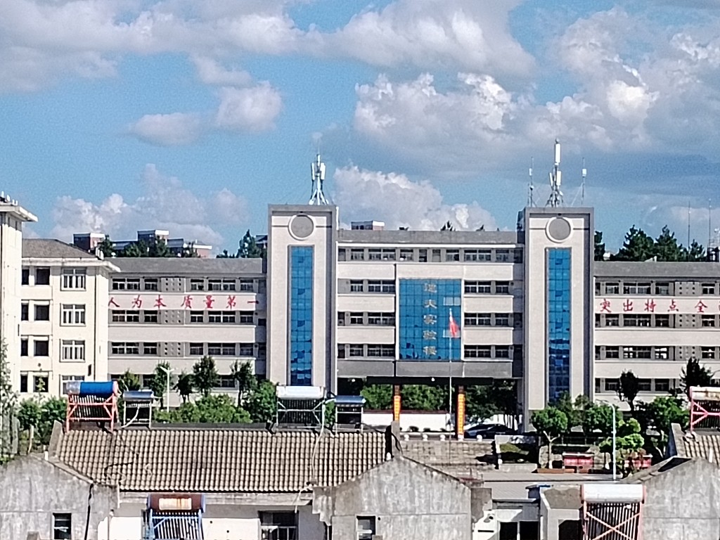 20260924064805front2_0_77962_FodiQ9s8evUtLLqfJemsxoeieHo1.jpg