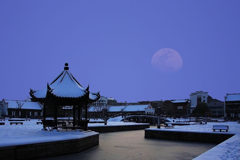 2008雪色傍晚蓝调