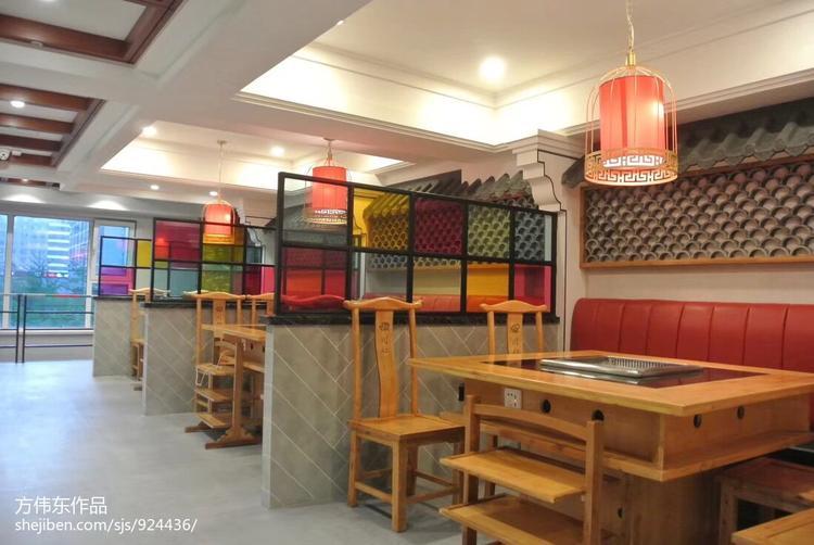 火锅店设计实物和效果图对比