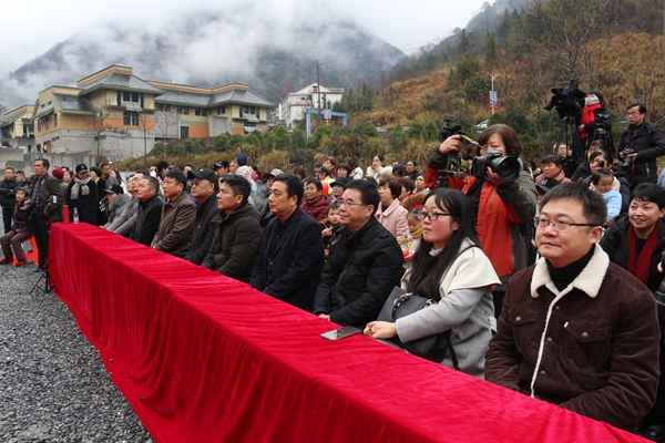 石台县仁里镇缘溪村第二届旅游扶贫年俗文化节圆满落幕