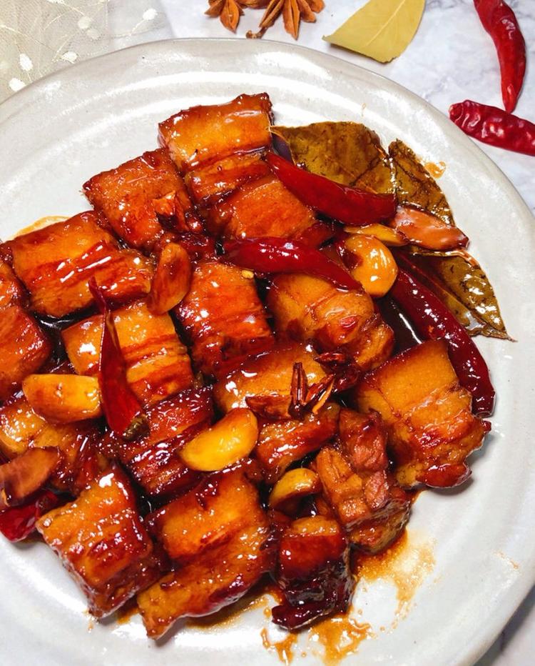 试下做可乐红烧肉,居然那么好吃!