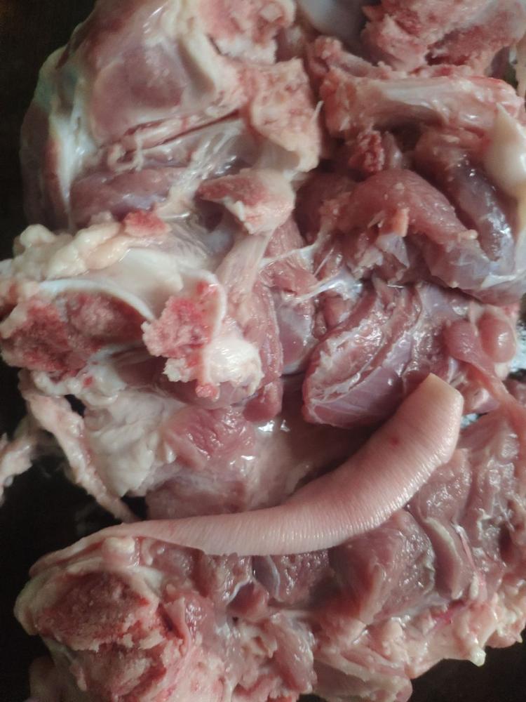 在永辉超市买的一块蹄髈让师傅帮忙斩一下,这也太敷衍了吧!