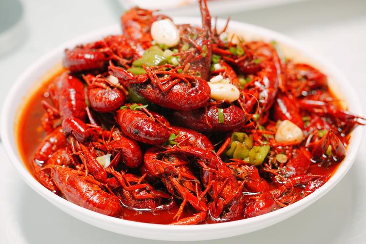 池州初春的第一顿小龙虾!99元3斤!再送68元特色酸菜鱼一份